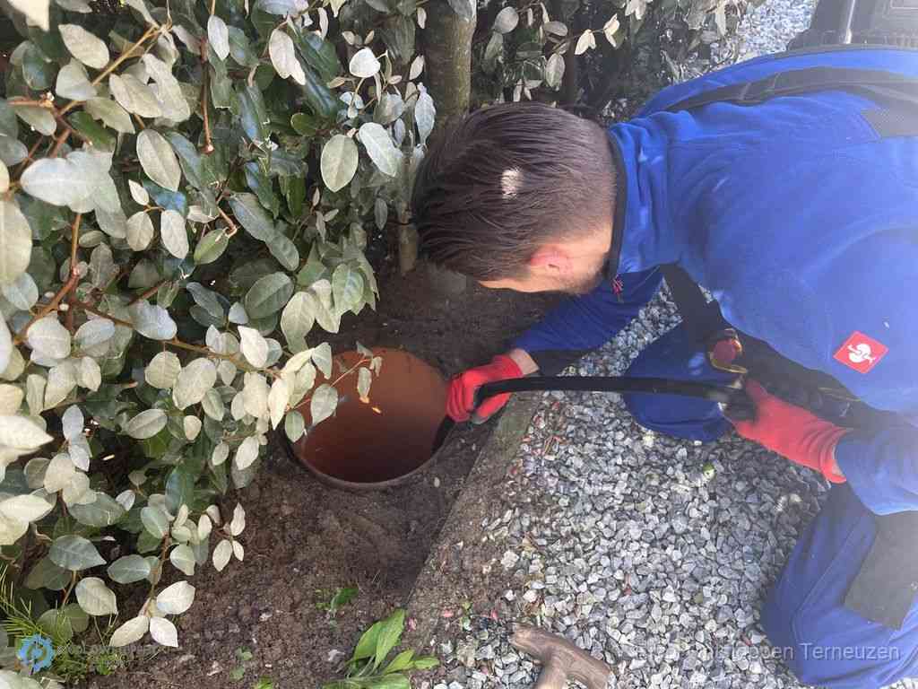 Verstopt Riool Ontstoppen Terneuzen
